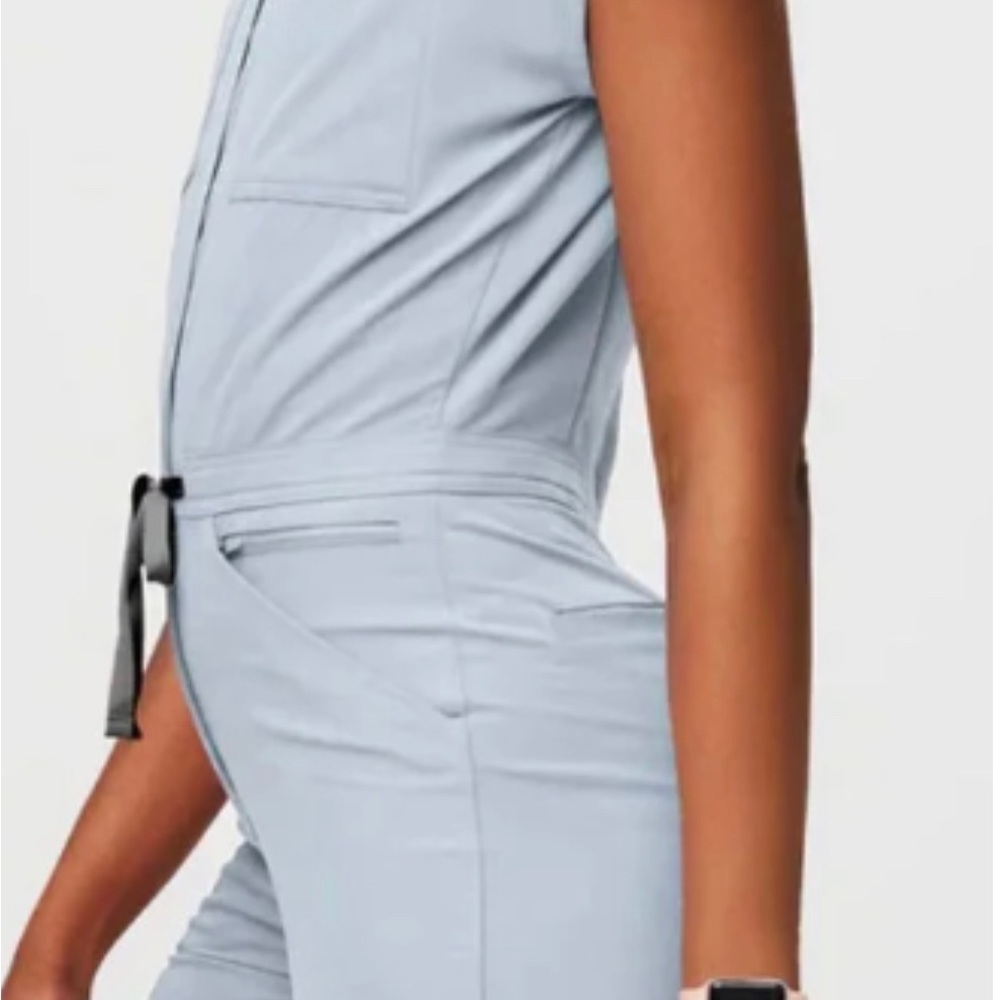 Figs jumpsuit dusty blue size XXS brand new sold out